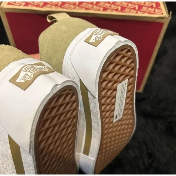 Vans Women's Beige Suede Platform Sneakers - Picture 5 of 6